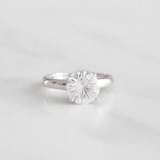 SOLITARIO DE PLATA CON CIRCÓN