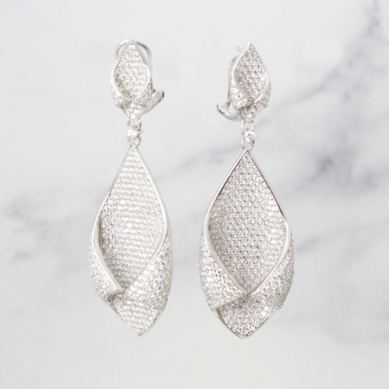 ARETES GLAM BUGANVILLA